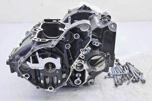 18 Kawasaki Ninja 650 ABS Crankcase Center Crank Case EX650K