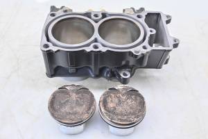 Kawasaki - 18 Kawasaki Ninja 650 ABS Cylinder & Pistons EX650K - Image 1