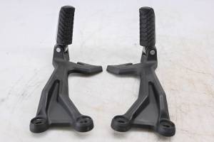 Kawasaki - 18 Kawasaki Ninja 650 ABS Rear Foot Pegs EX650K - Image 1
