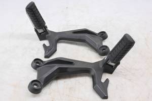 Kawasaki - 18 Kawasaki Ninja 650 ABS Rear Foot Pegs EX650K - Image 2