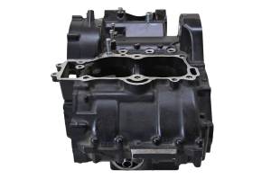 Kawasaki - 11 Kawasaki Versys 650 Crankcase Center Crank Case KLE650 - Image 2