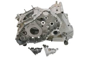 18 Arctic Cat Alterra 700 VLX 4x4 Crankcase Center Crank Case