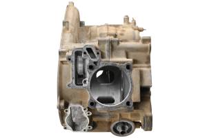 Kawasaki - 06 Kawasaki Brute Force KVF750B Crankcase Center Crank Case - Image 2