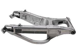 Kawasaki - 11 Kawasaki Versys 650 Rear Swingarm KLE650 - Image 3