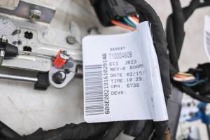 Can-Am - 16 Can-Am Spyder F3T SE6 Lock Set Key Switch Gas Cap Seat Latch & Door - Image 4