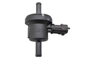 Can-Am - 16 Can-Am Spyder F3T SE6 Bleed Valve - Image 2