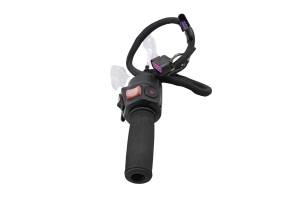 Can-Am - 16 Can-Am Spyder F3T SE6 Twist Throttle - Image 3