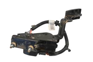 Can-Am - 22 Can-Am Defender XT HD10 Accelerator Pedal - Image 3