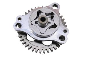 Kawasaki - 23 Kawasaki KLX230S Oil Pump - Image 2