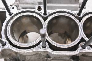 Yamaha - 99 Yamaha R1 Crankcase Center Crank Case & Cylinders YZF1000 - Image 6