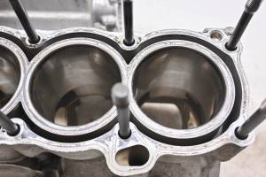 Yamaha - 99 Yamaha R1 Crankcase Center Crank Case & Cylinders YZF1000 - Image 7