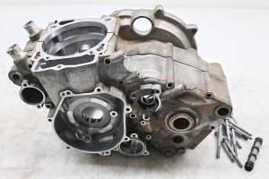 19 Husqvarna FC 450 Crankcase Center Crank Case