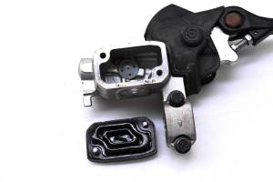 KTM - 14 KTM 250 SXF Front Brake Master Cylinder & Lever - Image 4