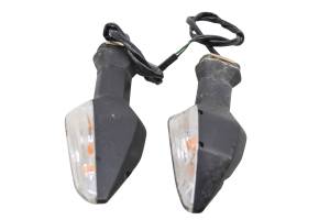 Kawasaki - 18 Kawasaki Ninja 650 ABS Rear Blinkers Turn Signals EX650K - Image 2