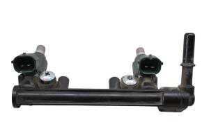 Kawasaki - 11 Kawasaki Versys 650 Fuel Rail & Injectors KLE650 - Image 3