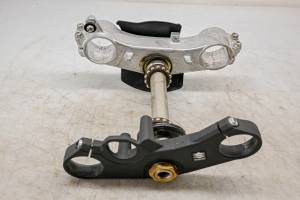 Suzuki - 24 Suzuki GSX-R750 Triple Tree Clamps Upper & Lower - Image 2