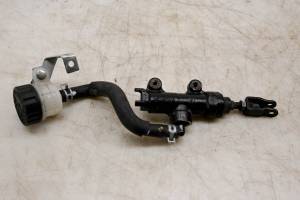Suzuki - 24 Suzuki GSX-R750 Rear Brake Master Cylinder - Image 2