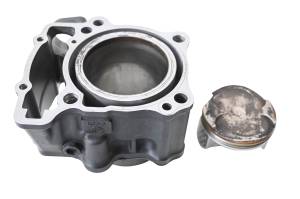 22 Honda CB300R ABS Cylinder & Piston