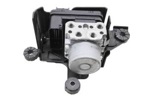 22 Honda CB300R ABS Abs Electric Brake Control Unit Ecu