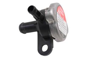 Honda - 22 Honda CB300R ABS Radiator Cap - Image 2