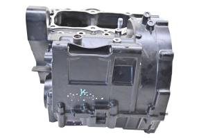 Kawasaki - 18 Kawasaki Ninja 650 ABS Crankcase Center Crank Case EX650K - Image 2