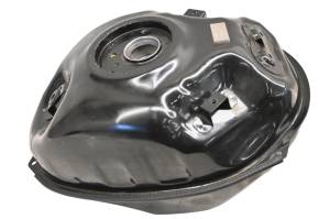 Yamaha - 24 Yamaha YZF-R3 Gas Tank & Fuel Pump - Image 2