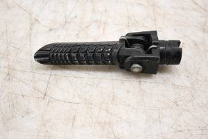24 Suzuki GSX-R750 Right Foot Rest Foot Peg