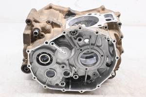 Honda - 11 Honda Rancher 420 4x4 Crankcase Center Crank Case TRX420FPA - Image 3