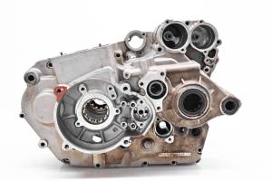 08 Polaris Outlaw 525 IRS Crankcase Center Crank Case