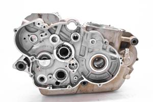 Polaris - 08 Polaris Outlaw 525 IRS Crankcase Center Crank Case - Image 2