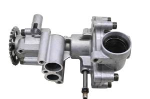 99 Yamaha R1 Oil Pump & Water Pump Assembly YZF1000