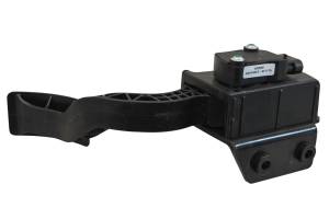 Kawasaki - 24 Kawasaki Teryx KRX 1000 Accelerator Pedal KRF1000 - Image 3