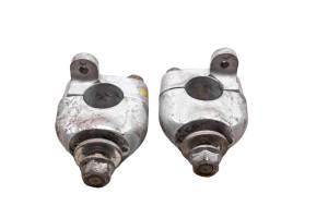 Honda - 00 Honda Foreman 400 4x4 Handlebar Clamps TRX400FW - Image 2