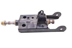 Can-Am - 16 Can-Am Maverick 1000 4x4 Steering Stem Shaft - Image 2