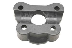 Can-Am - 19 Can-Am Spyder F3 SE6 Lower Handlebar Clamp - Image 2