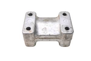 03 Polaris Magnum 330 4x4 Handlebar Clamps 7/8"