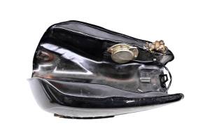 Suzuki - 80 Suzuki GS550L Gas Tank & Fuel Petcock - Image 4