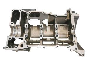 Yamaha - 16 Yamaha Waverunner V1 Crankcase Center Crank Case & Cylinders VX1050E - Image 7