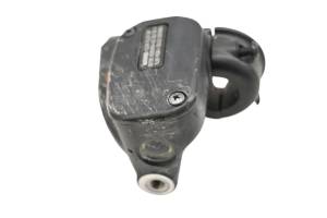 20 Harley-Davidson Street Bob FXBB Front Brake Master Cylinder & Lever - Image 4