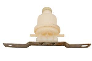 Yamaha - 16 Yamaha Waverunner V1 Fuel Filter Vent VX1050E - Image 3