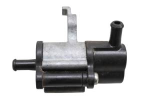 14 Yamaha Grizzly 550 4x4 Fuel Vent Pipe Joint Assembly YFM550F