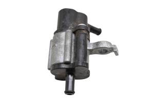 Yamaha - 14 Yamaha Grizzly 550 4x4 Fuel Vent Pipe Joint Assembly YFM550F - Image 3