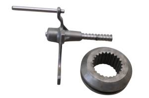 Arctic Cat - 15 Arctic Cat XR 500 4x4 Front Differential Fork & Coupler - Image 3