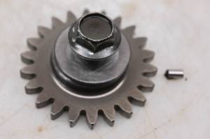 15 Arctic Cat XR 500 4x4 Oil Pump Drive Gear