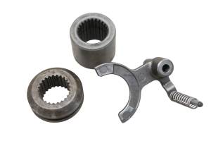 06 Arctic Cat 650 H1 4x4 Front Differential Fork & Coupler