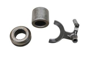 Arctic Cat - 06 Arctic Cat 650 H1 4x4 Front Differential Fork & Coupler - Image 2