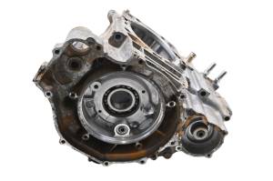 Polaris - 00 Polaris Magnum 500 4x4 Crankcase Center Crank Case - Image 5