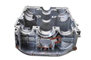 Polaris - 10 Polaris Sportsman 850 4x4 Crankcase Center Crank Case Bottom - Image 4