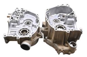 Polaris - 02 Polaris Sportsman 400 4x4 Crankcase Center Crank Case - Image 5