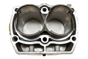 Polaris - 04 Polaris Sportsman 700 4x4 Cylinder - Image 4